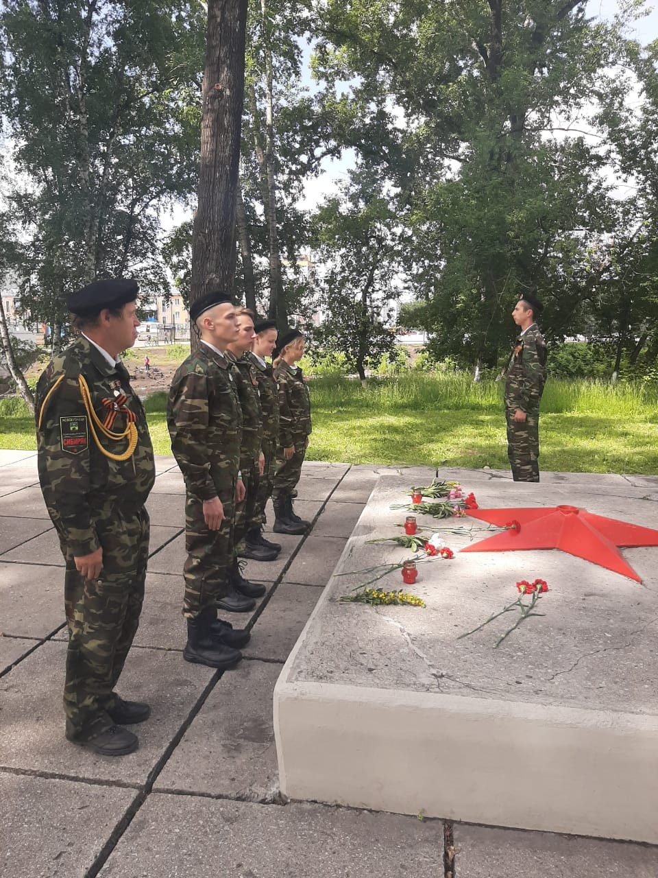 Свечи памяти  в честь ушедших в бессмертие